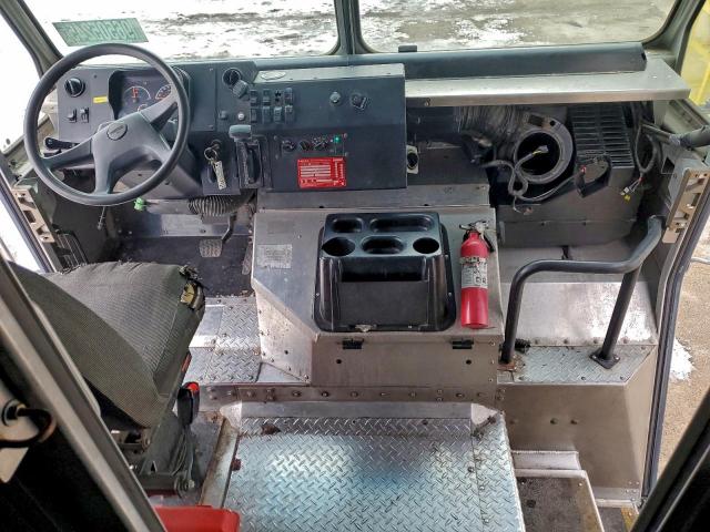 Freightliner Mt45 M Line Walk-in Van Image 9