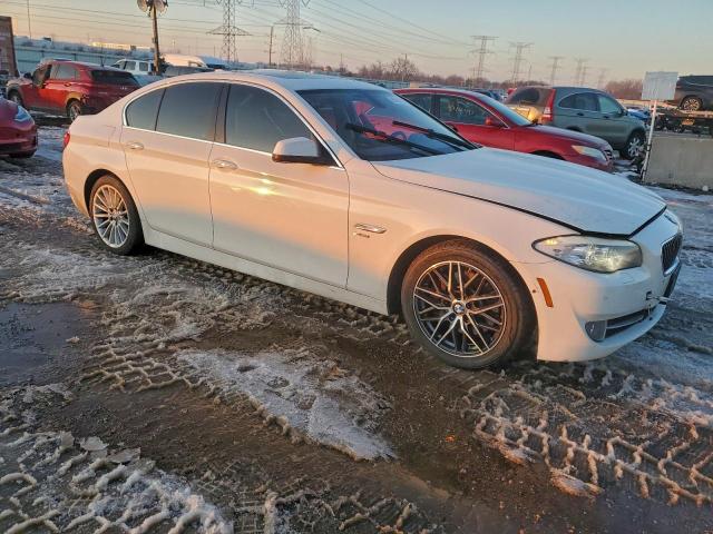 BMW 5 Series Xi Image 12