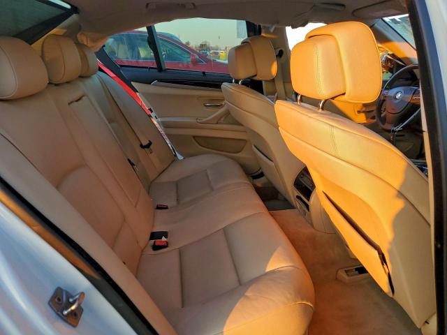 BMW 5 Series Xi Image 4