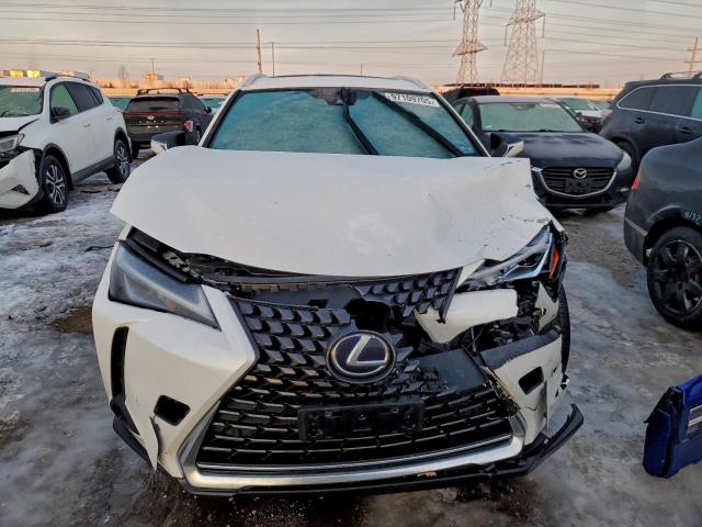 Lexus Ux 250h Image 12