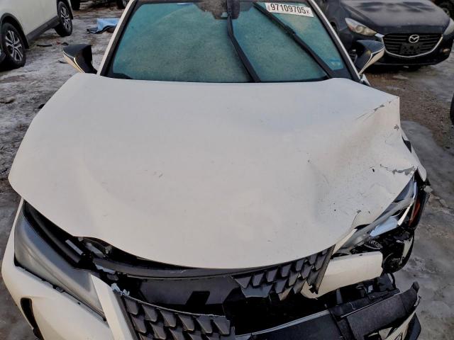 Lexus Ux 250h Image 11