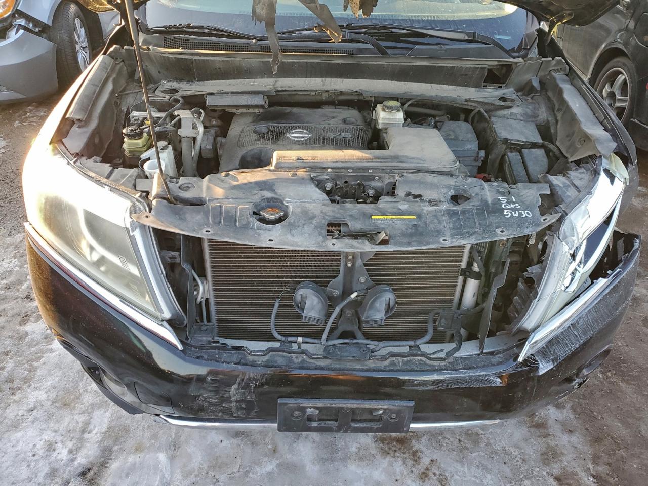 Nissan Pathfinder S Image 12