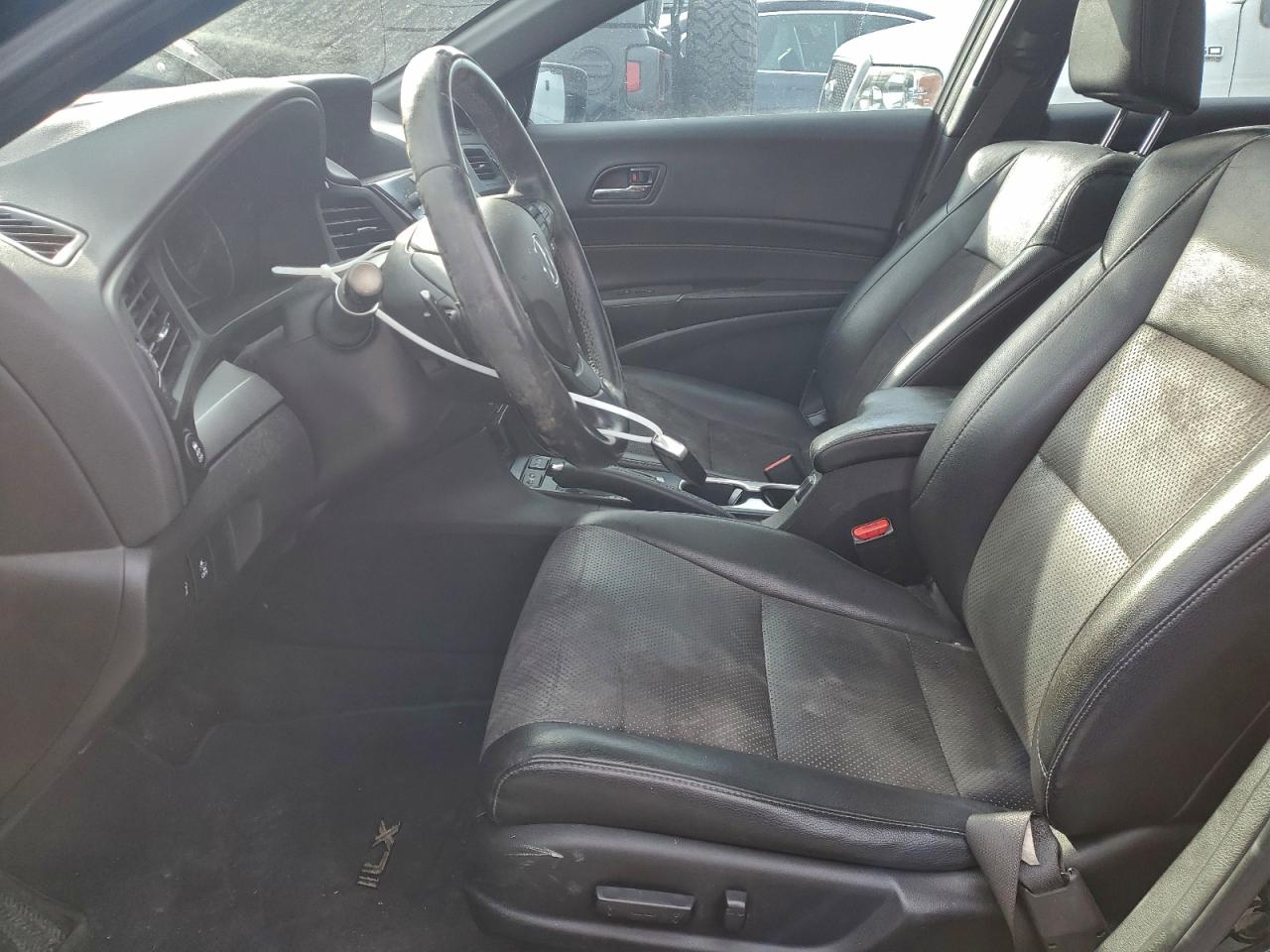 Acura ILX Premium Image 6