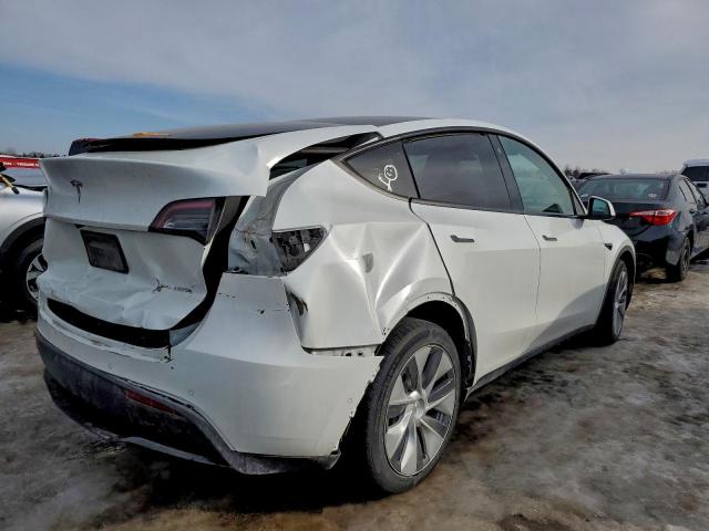 Tesla Model Y Image 12