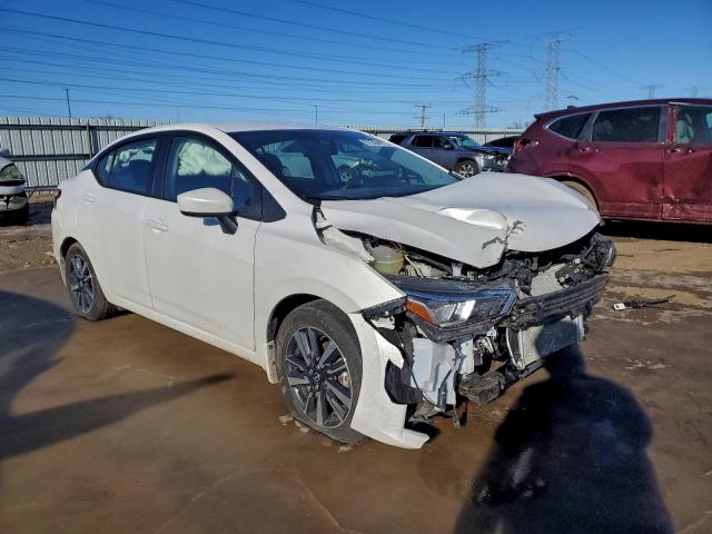 Nissan Versa Sv Image 5