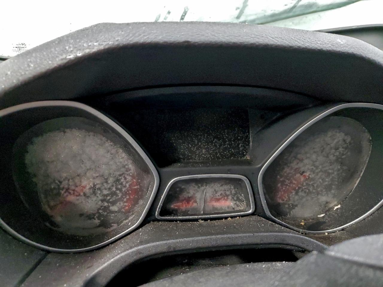 Ford Focus St Image 10