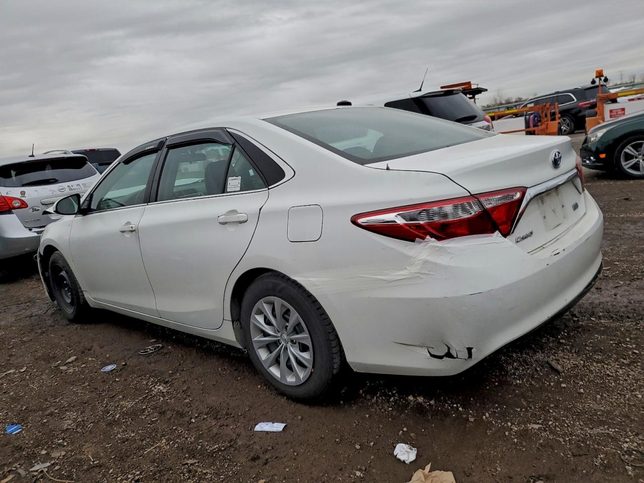 Toyota Camry Hybrid Image 9