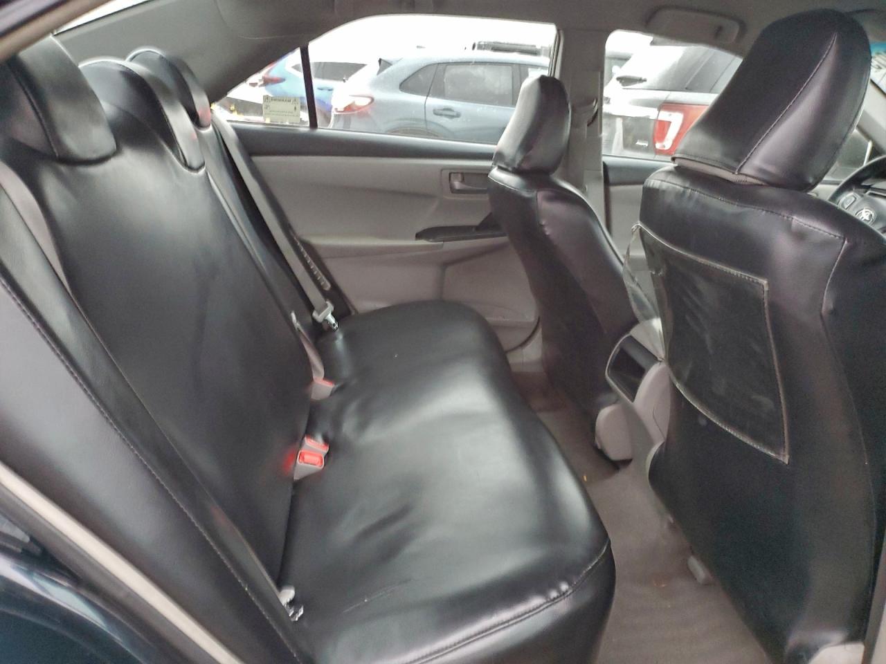 Toyota Camry Hybrid Image 8