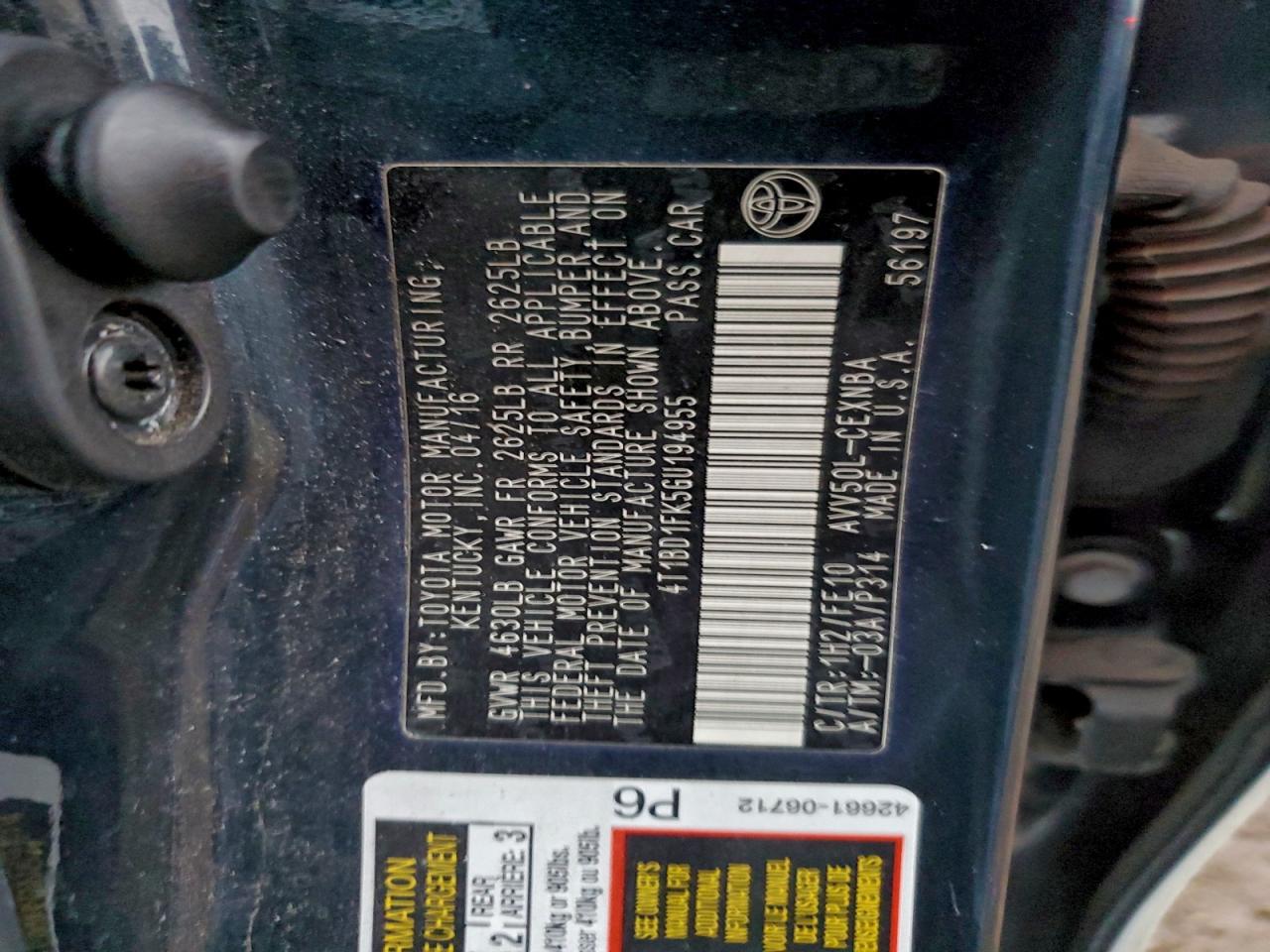 Toyota Camry Hybrid Image 10