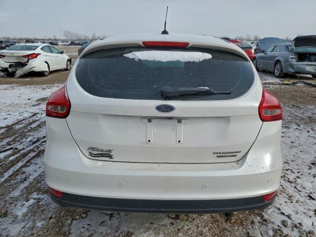 Ford Focus Titanium Image 12