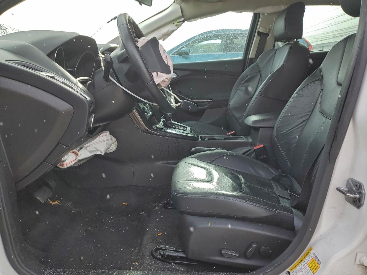 Ford Focus Titanium Image 3