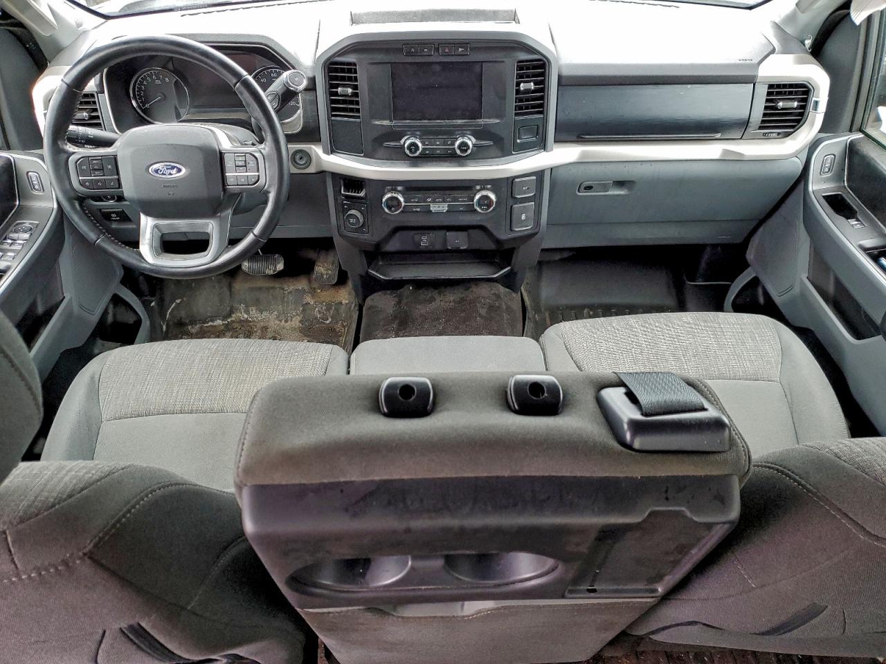 Ford F-150 Supercrew Image 12