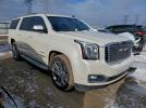 GMC Yukon Denali Image 13