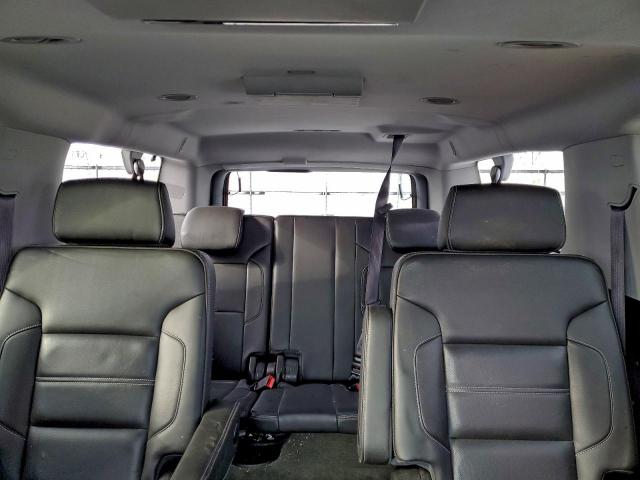 GMC Yukon Denali Image 12