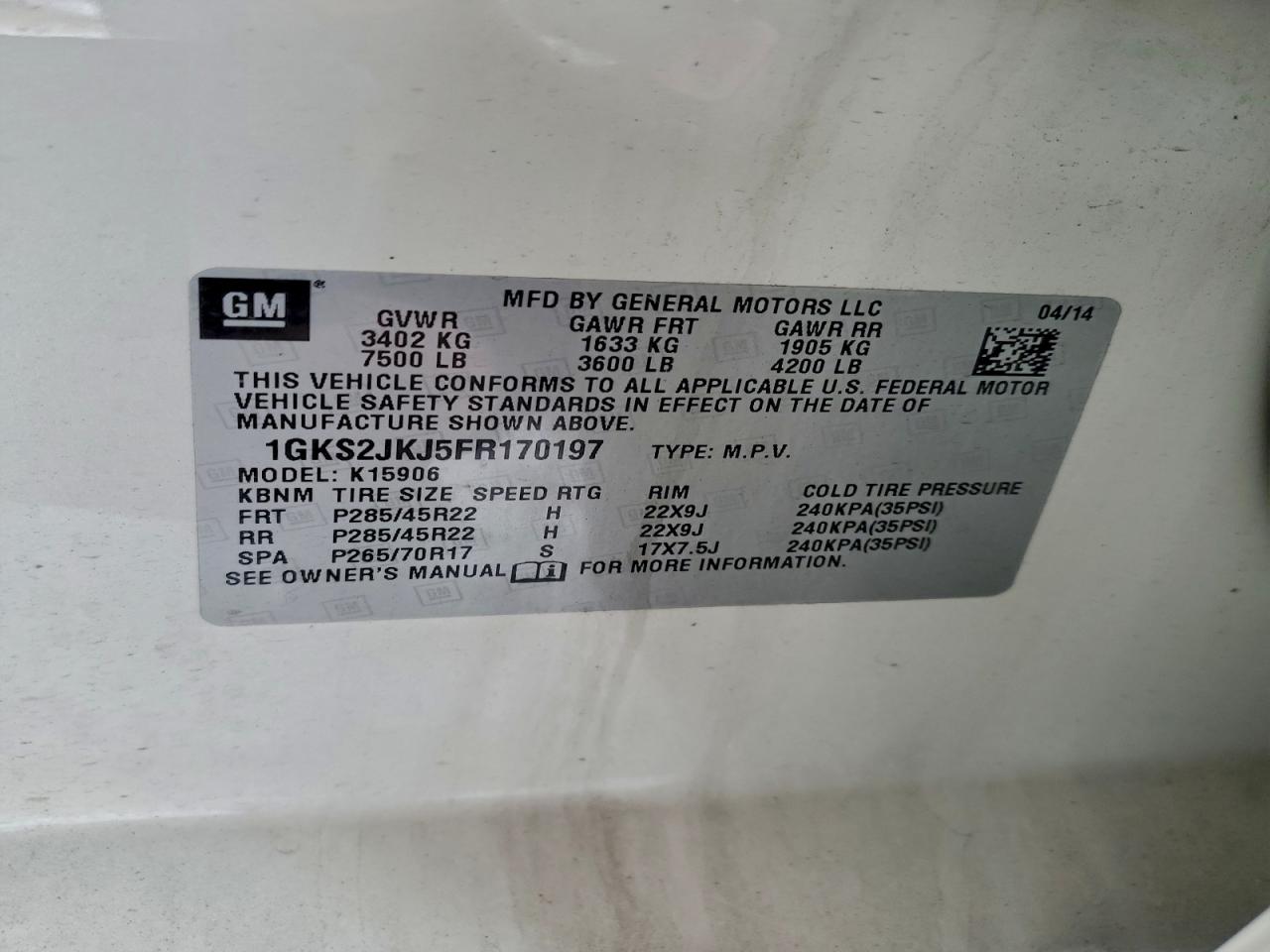 GMC Yukon Denali Image 10