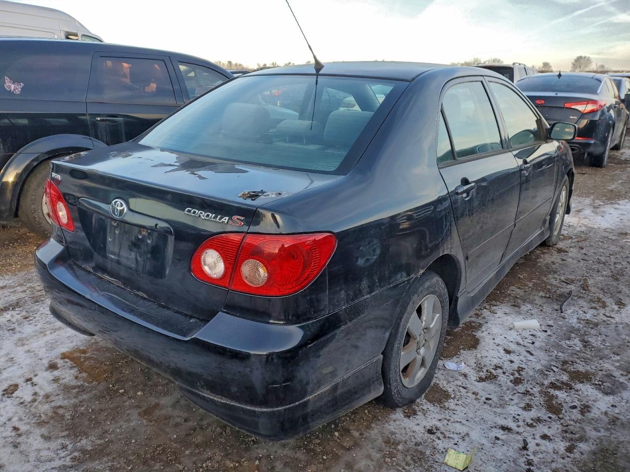 Toyota Corolla Ce Image 6