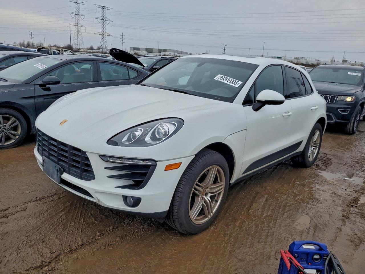 Porsche Macan S Image 1