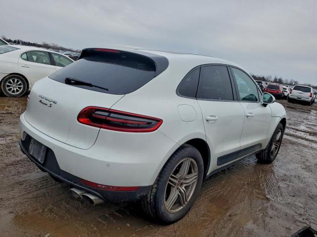 Porsche Macan S Image 6