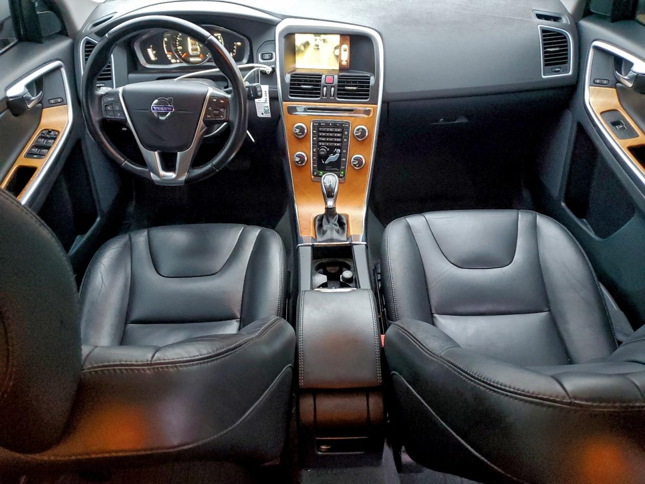 Volvo XC60 T5 Inscription Image 8