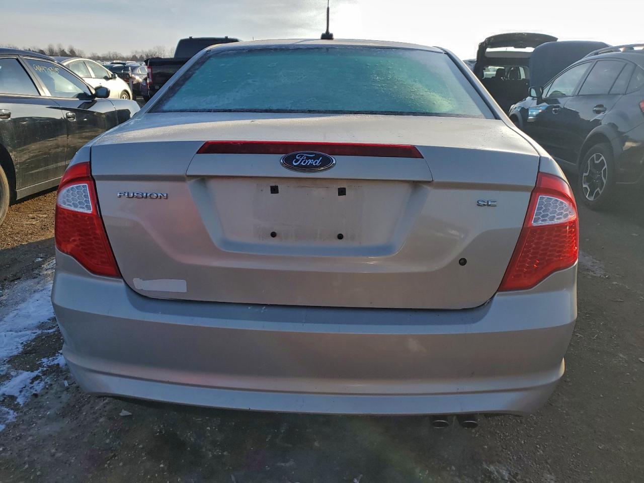 Ford Fusion Se Image 8