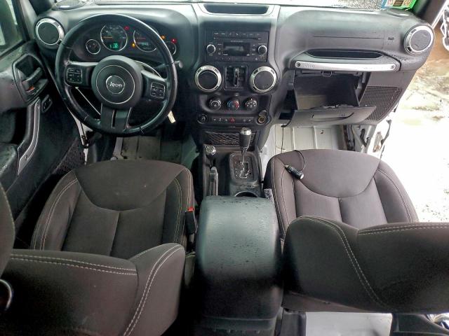 Jeep Wrangler Rubicon Image 11