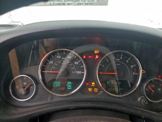 Jeep Wrangler Rubicon Image 7