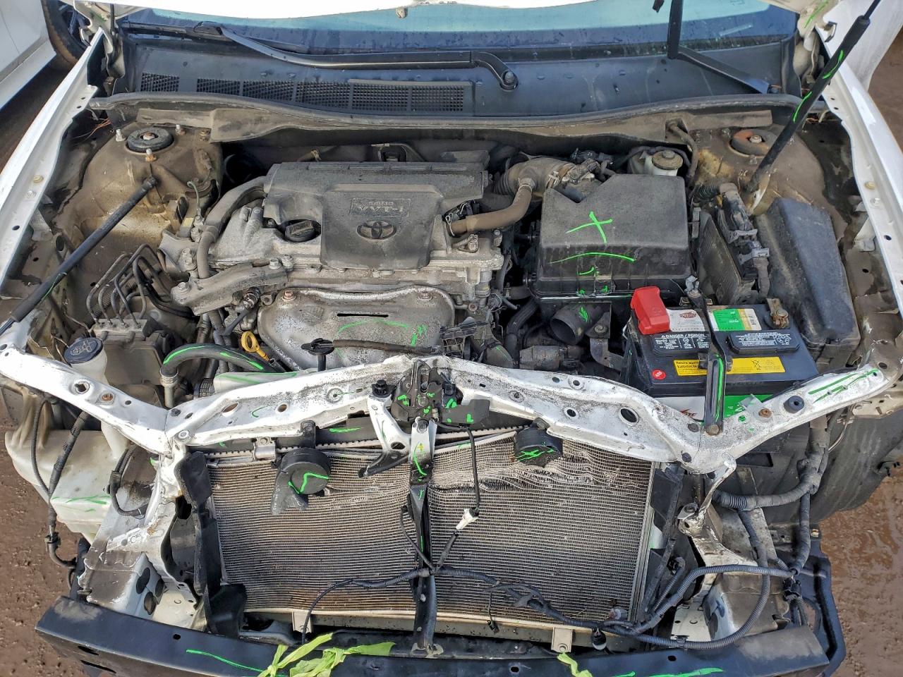 Toyota Camry L Image 13