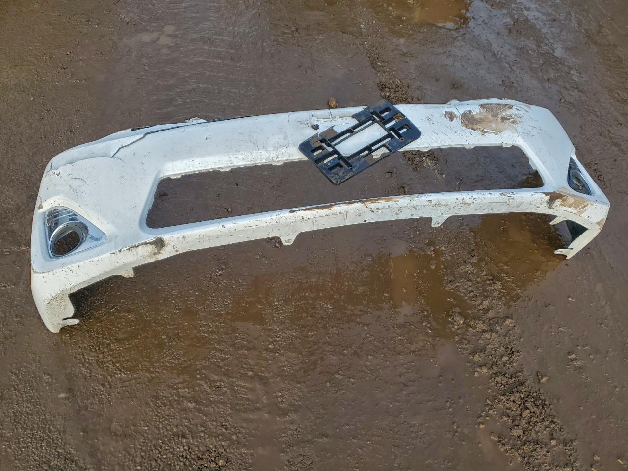 Toyota Camry L Image 10