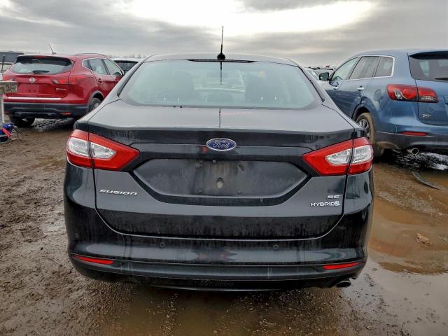 Ford Fusion Se Hybrid Image 2