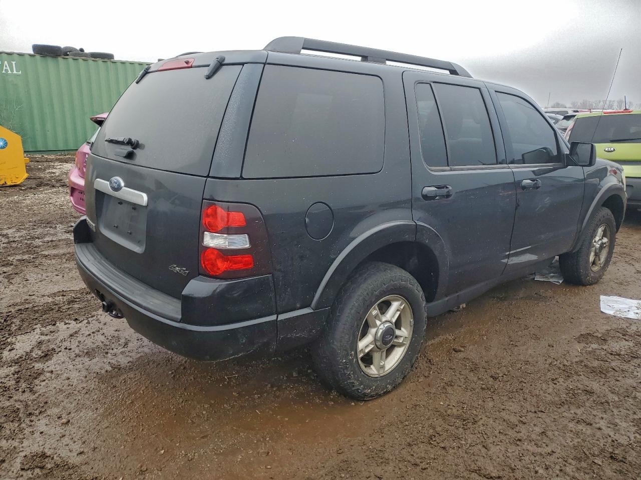 Ford Explorer Xlt Image 10