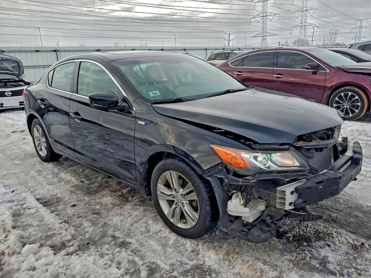 Acura ILX Hybrid Tech Image 8