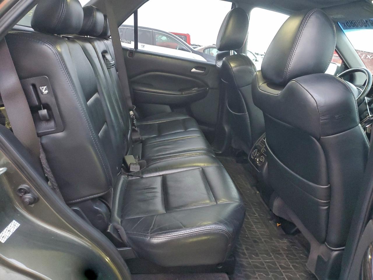 Acura MDX Touring Image 3