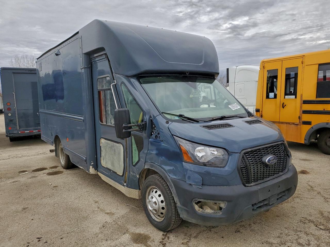 Ford Transit T-350 Hd Image 2