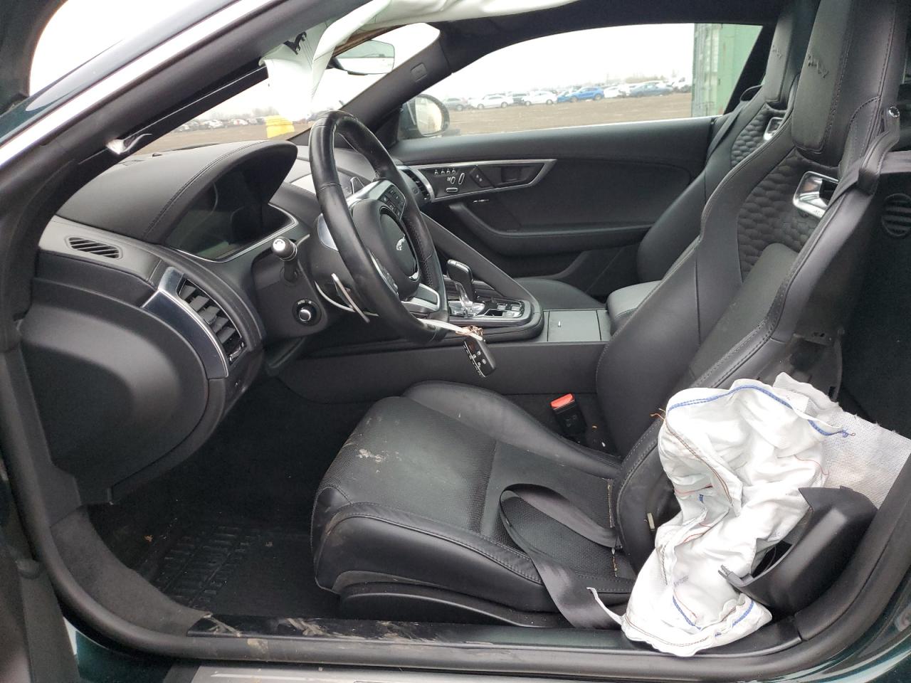 Jaguar F-TYPE R Dynamic Image 3