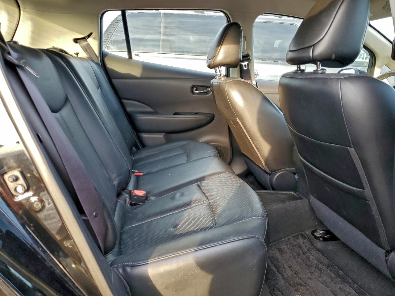 Nissan LEAF S Image 7