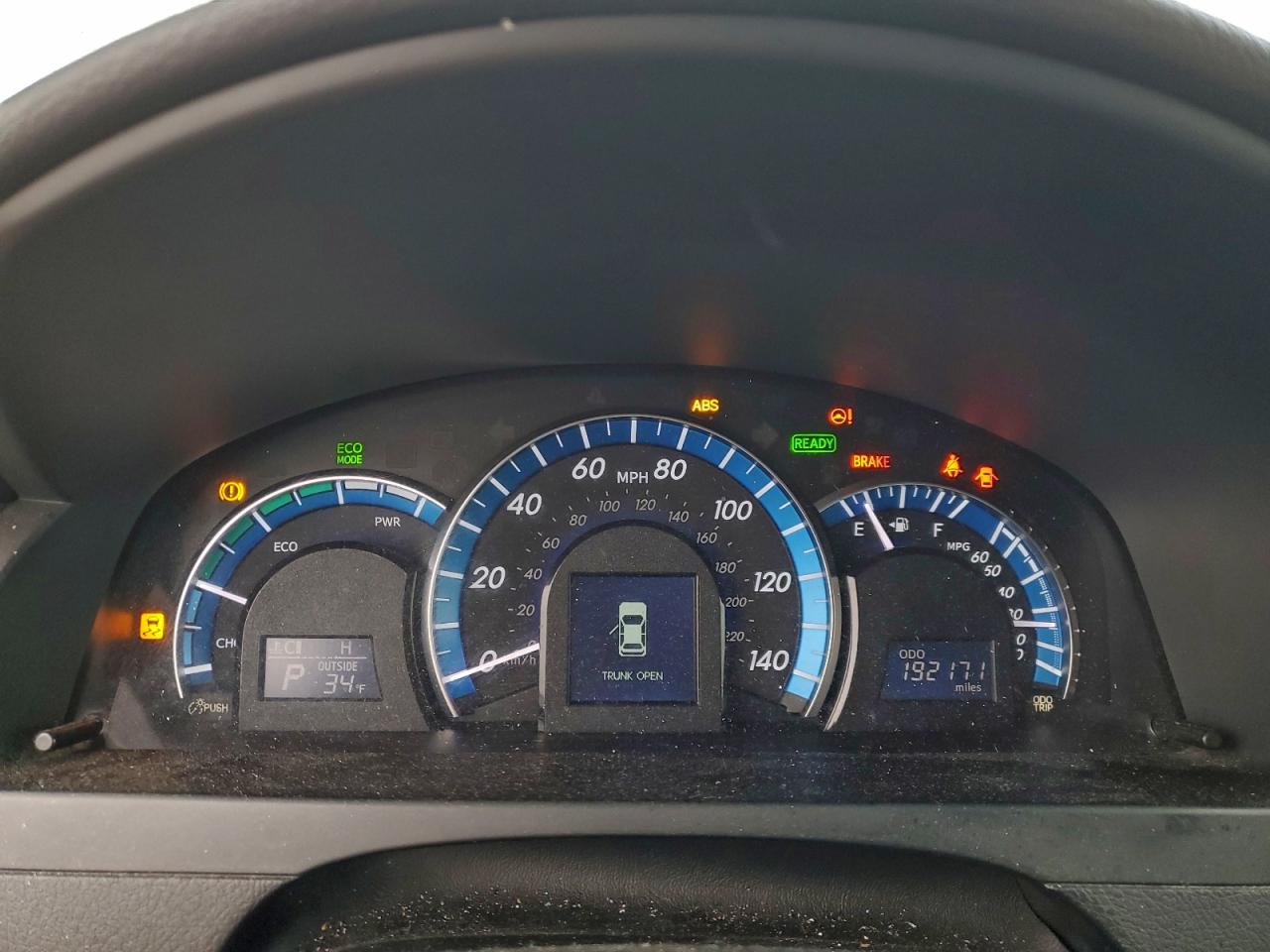 Toyota Camry Hybrid Image 10