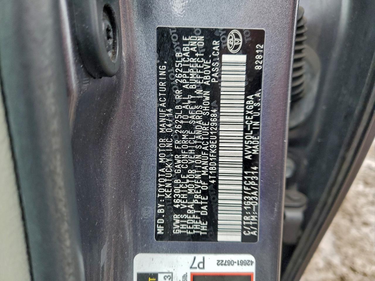 Toyota Camry Hybrid Image 2