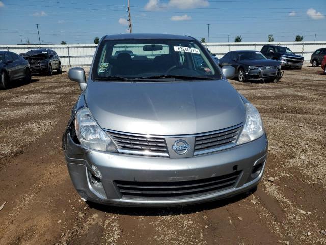Nissan Versa S Image 6