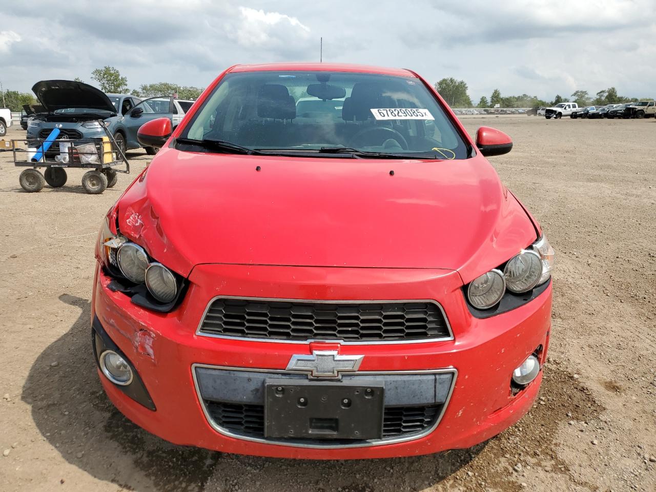Chevrolet Sonic Lt Image 5