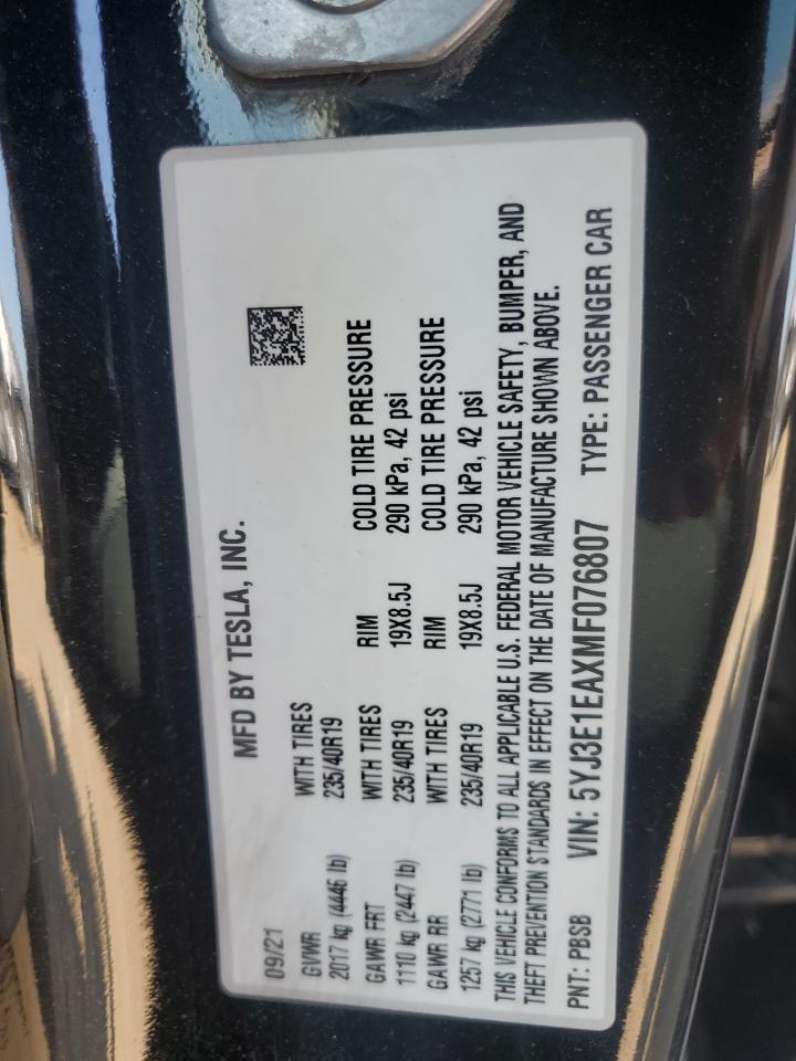 Tesla Model 3 Image 10