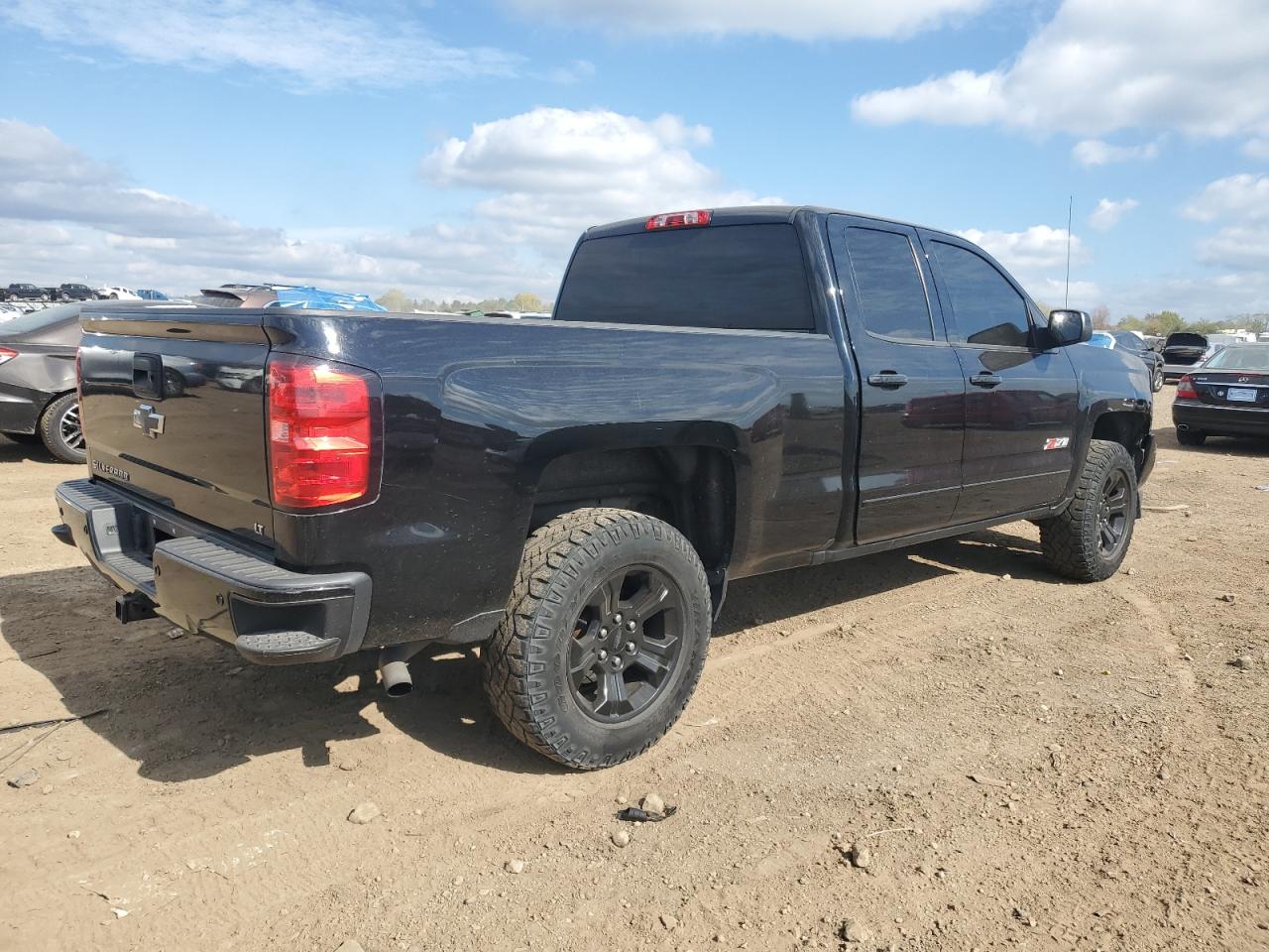 Chevrolet Silverado K1500 Lt Image 12