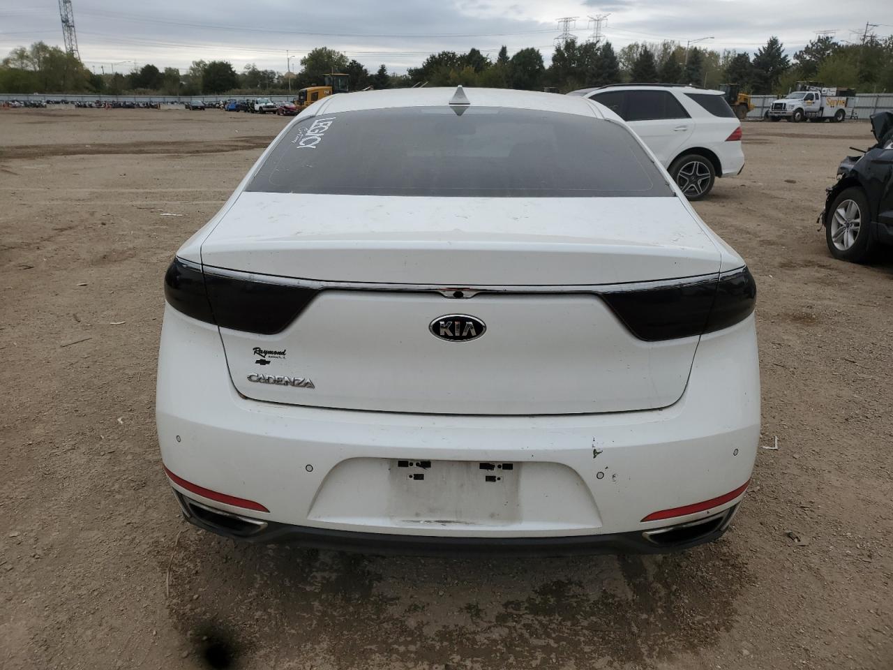Kia Cadenza Premium Image 6
