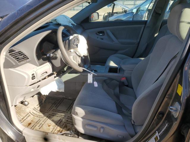 Toyota Camry Base Image 8