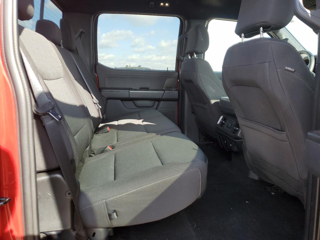 Ford F-150 Xlt Image 6