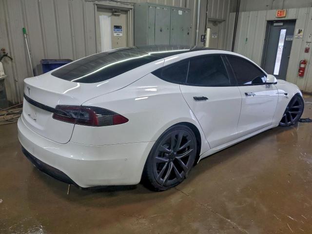 Tesla Model S Image 3