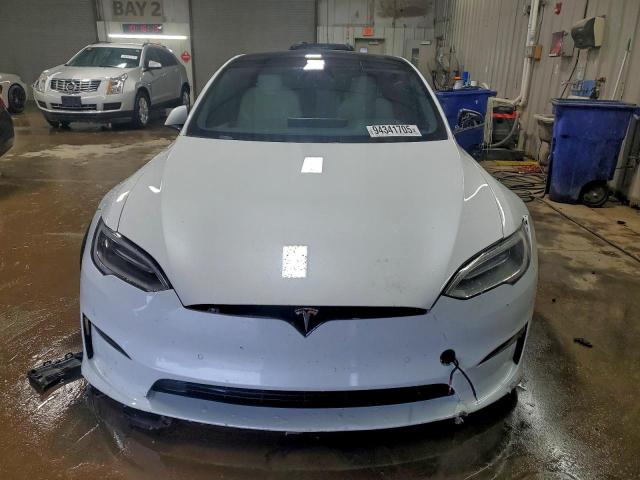 Tesla Model S Image 10