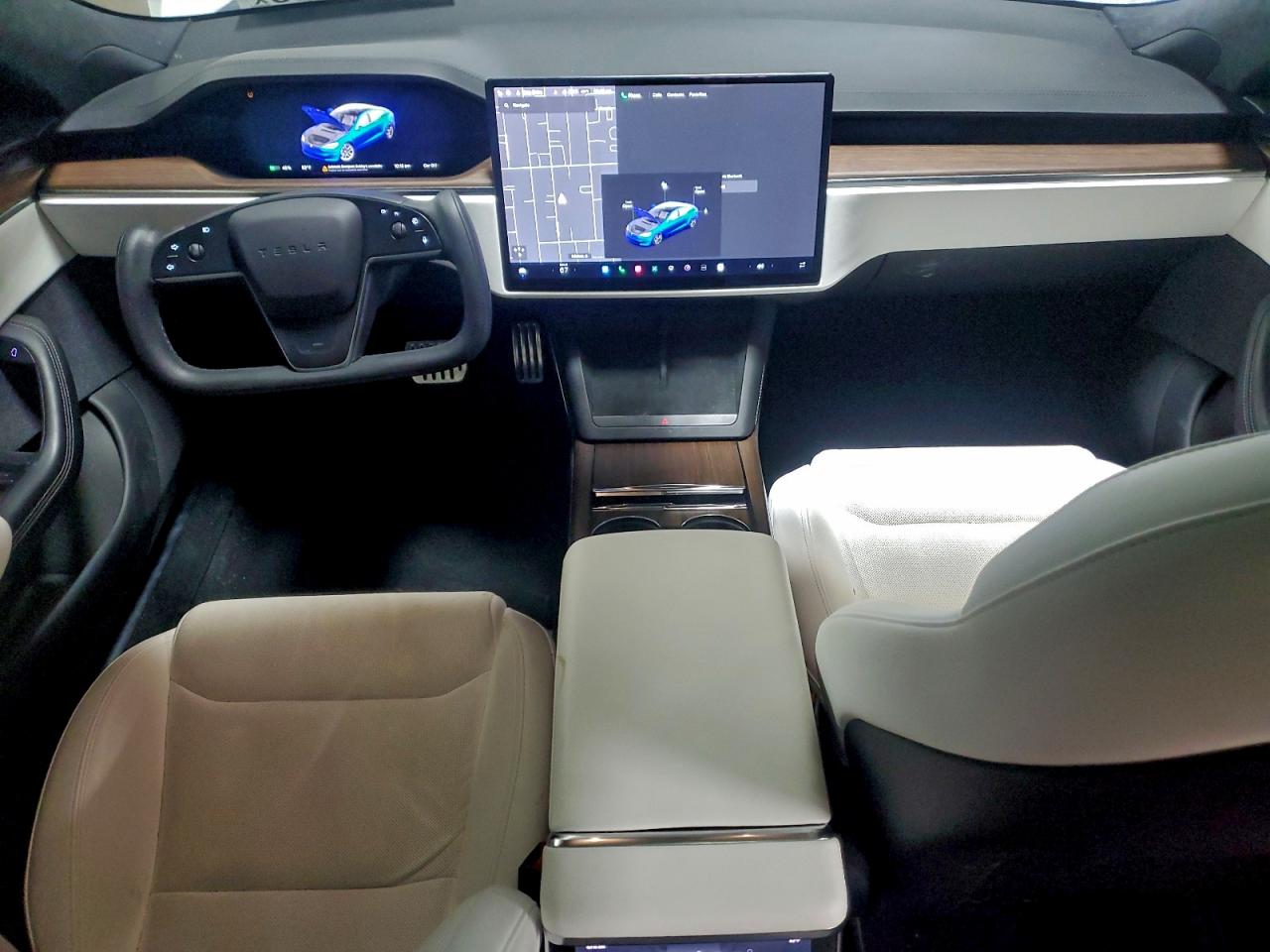 Tesla Model S Image 8