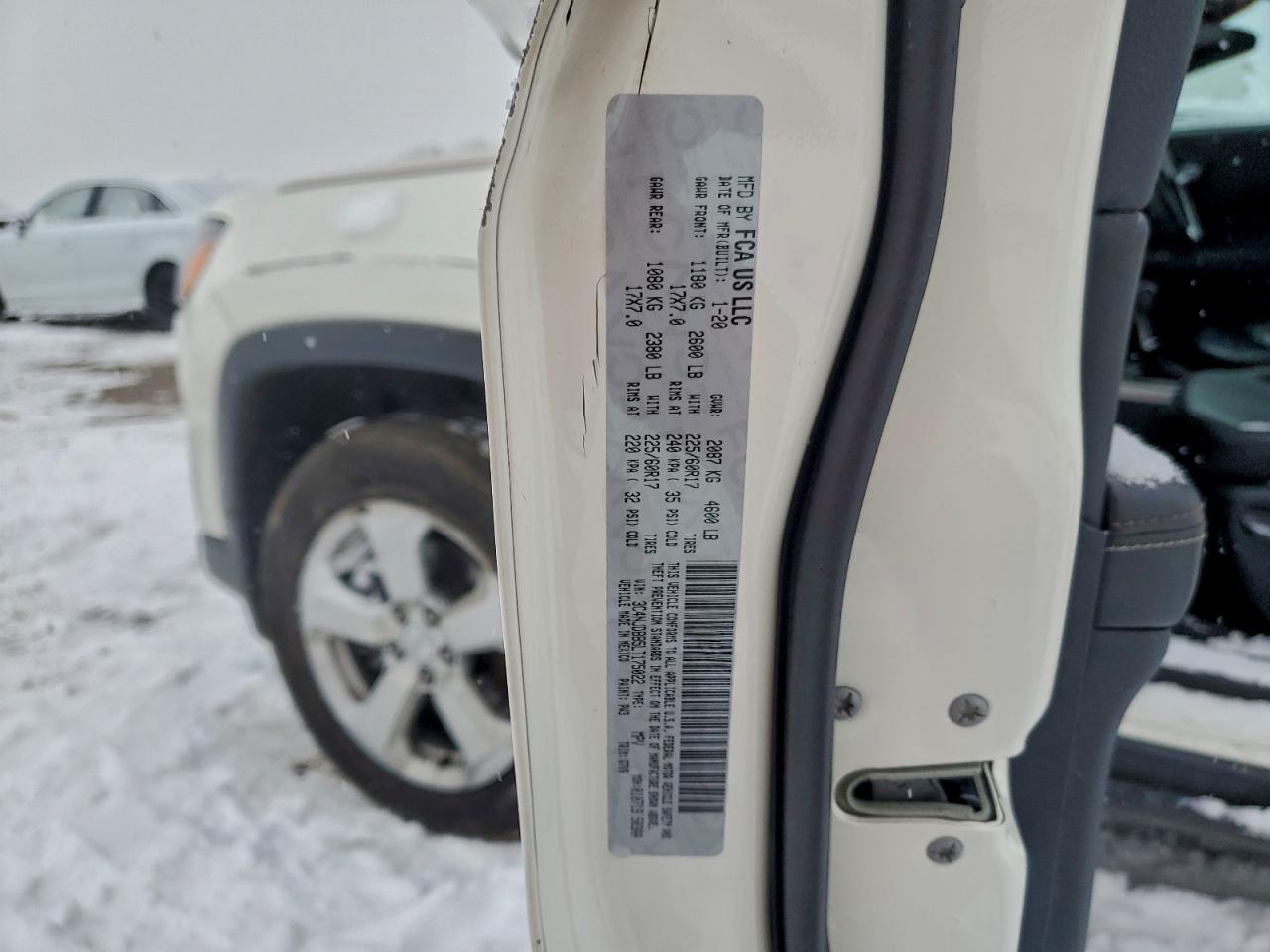 Jeep Compass Latitude Image 10