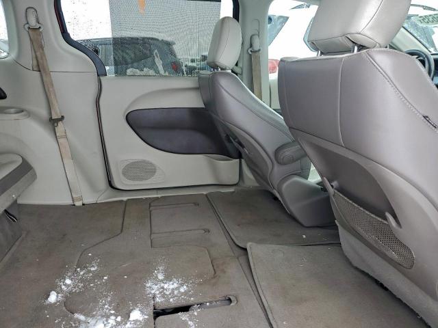 Chrysler Pacifica Touring L Image 6