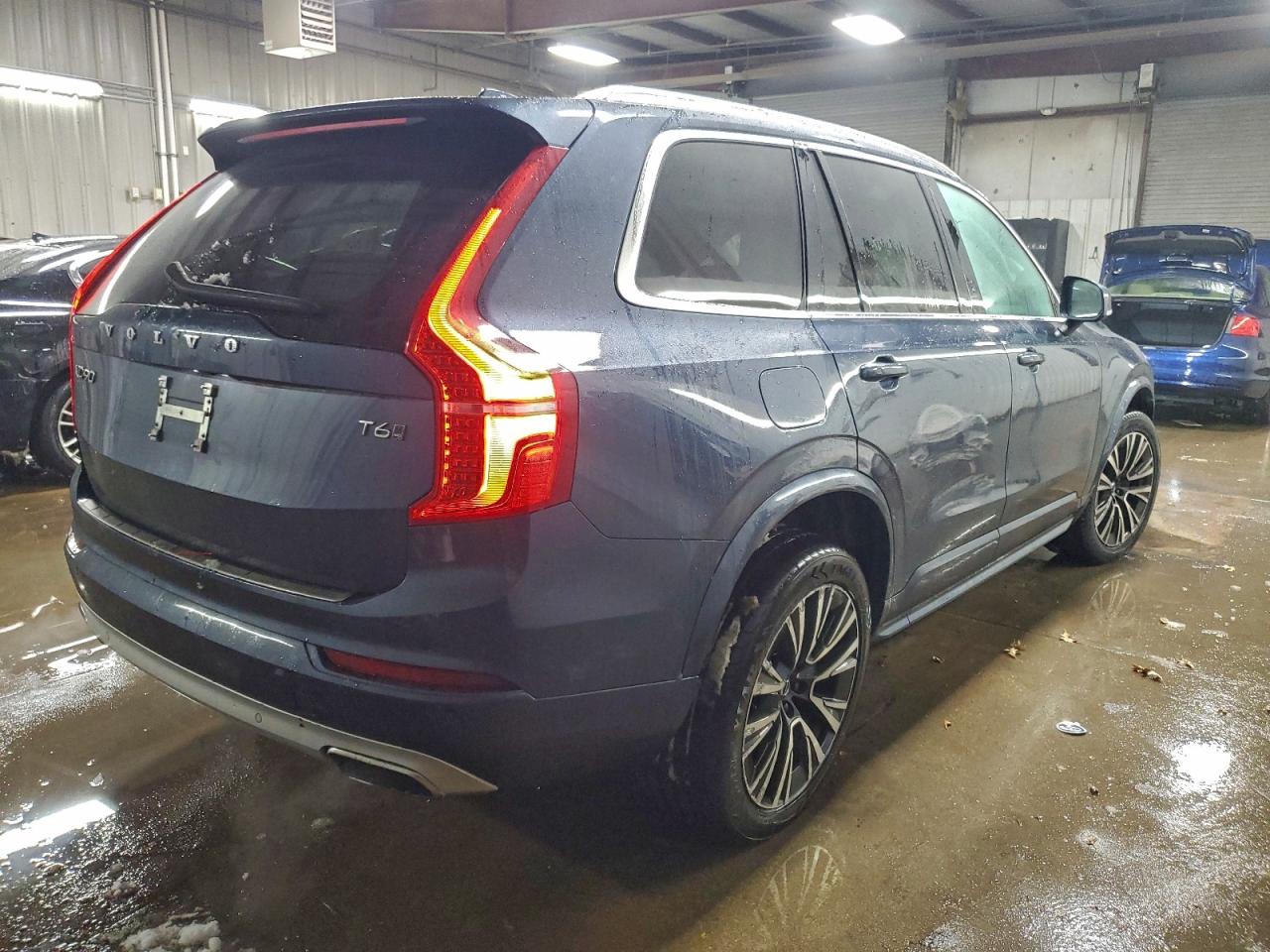 Volvo XC90 T6 Momentum Image 12